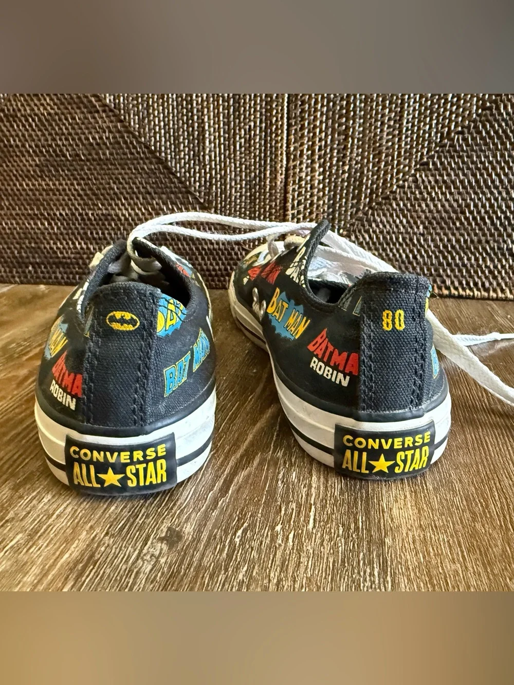 Converse Kids Size 2 DC Comics x Chuck Taylor All Star Low Batman Sneakers